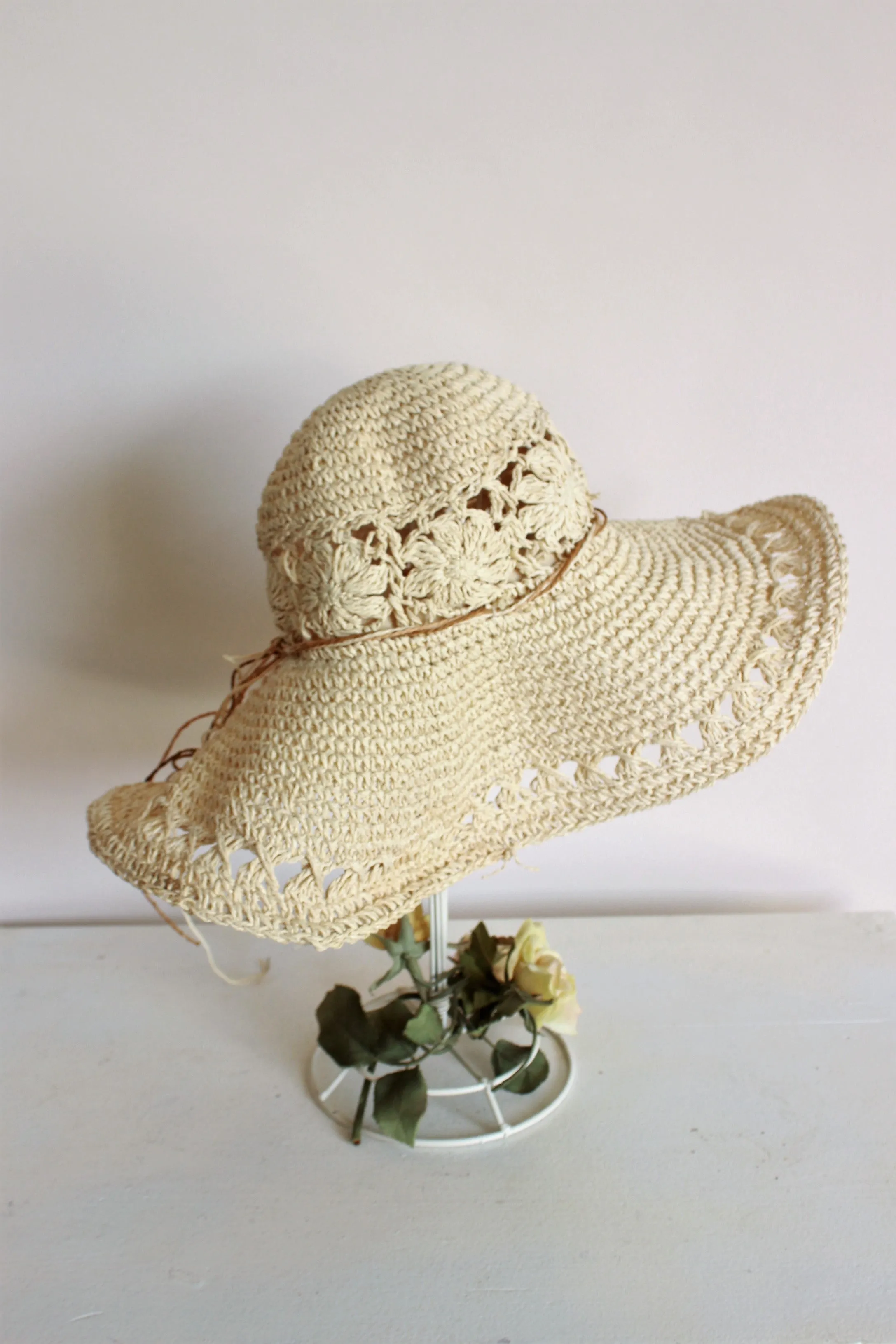 Vintage 1990s Straw Hat
