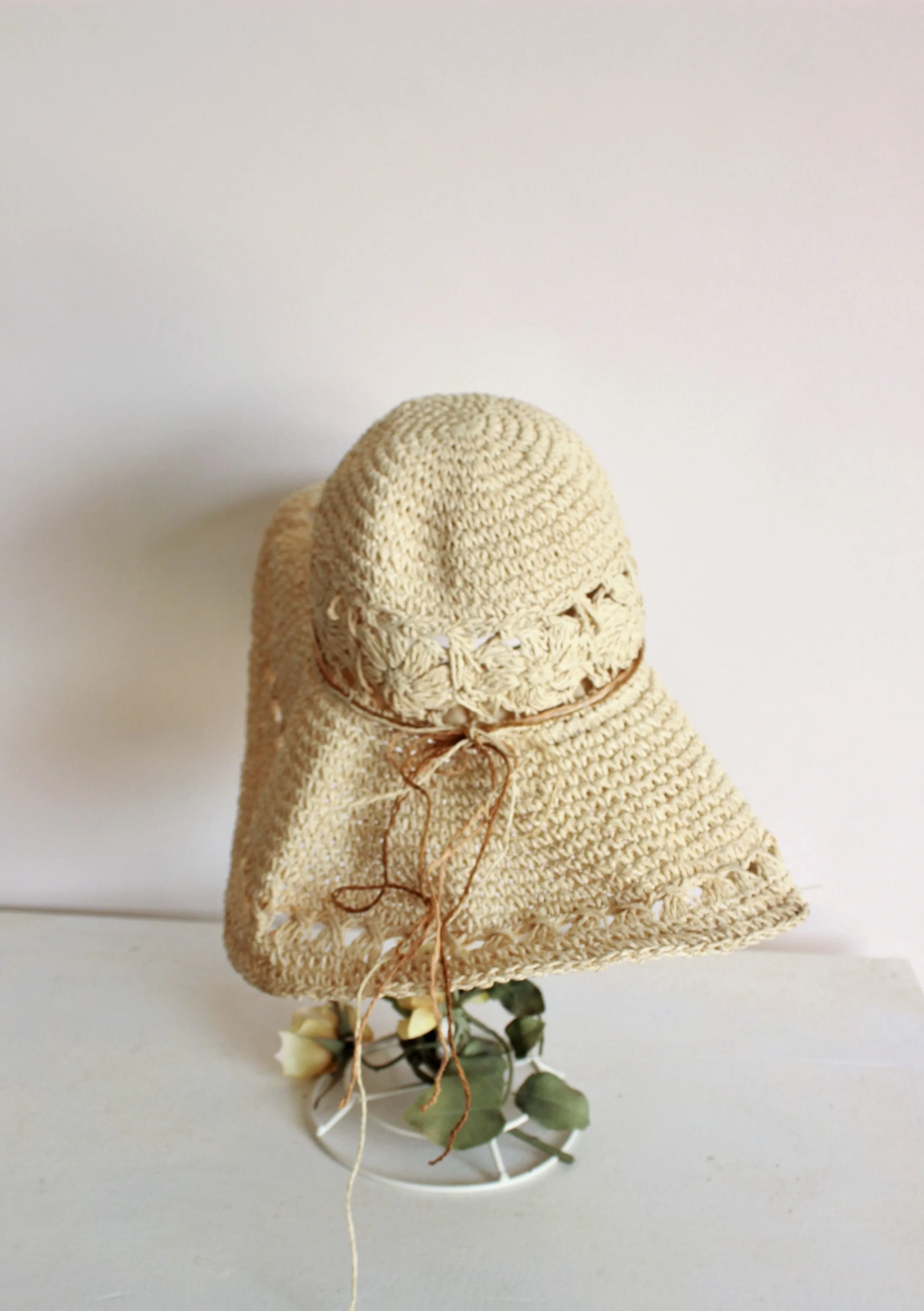 Vintage 1990s Straw Hat