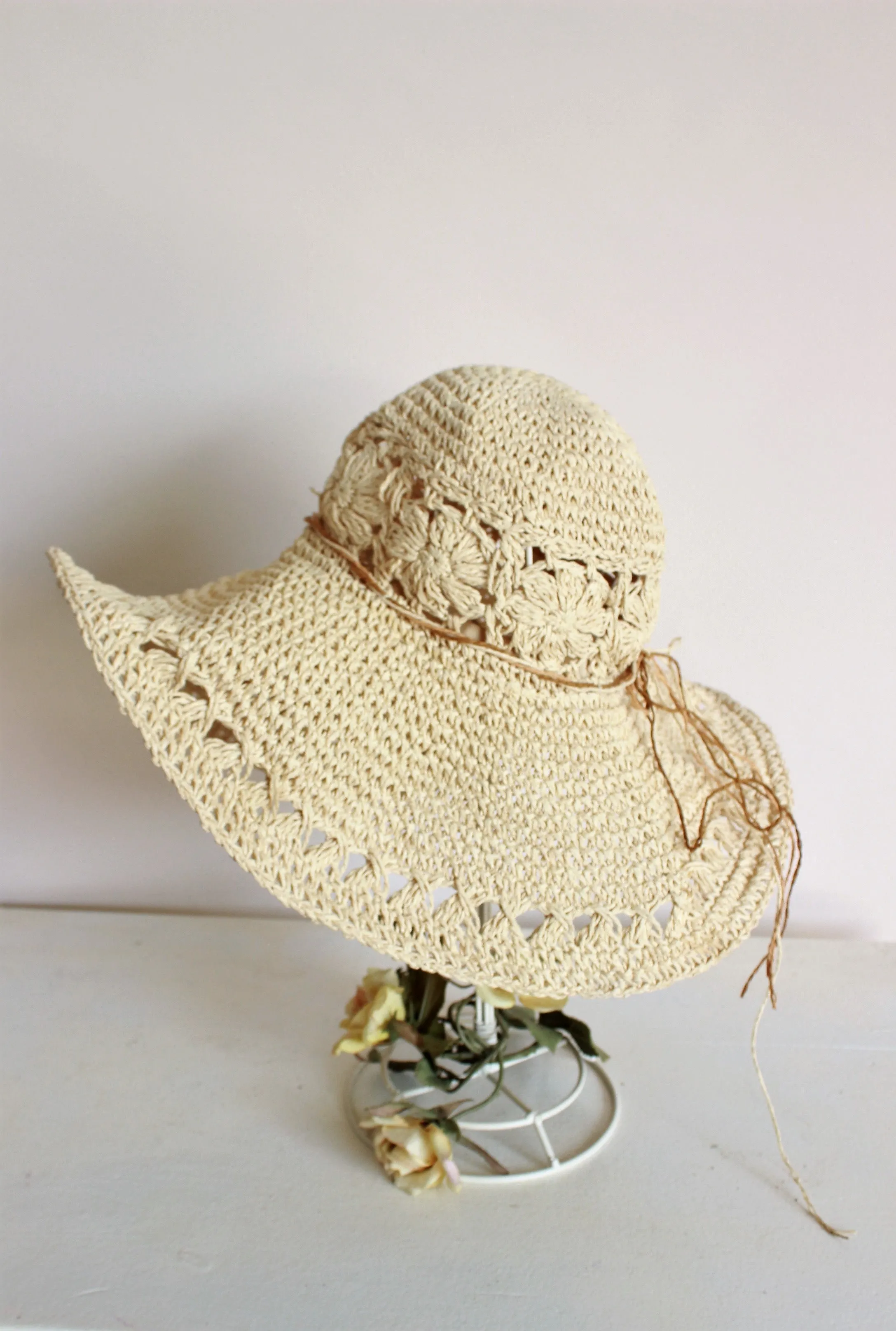 Vintage 1990s Straw Hat